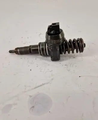 Volkswagen Caddy Fuel injector 0986441512