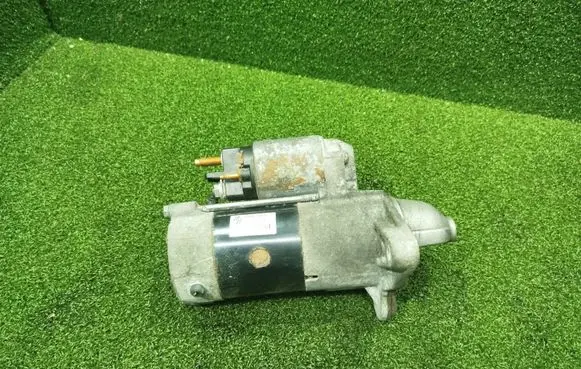 Renault Trafic III (X82) Starter motor 233001791R M001TF0871ZE