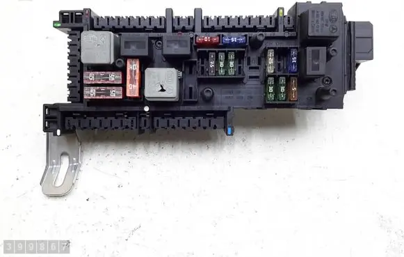 Mercedes-Benz E C207 W207 Fuse module 168298