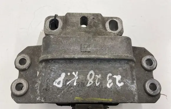 Volkswagen Touran I Engine mount bracket 1K0199555N 1K0199555