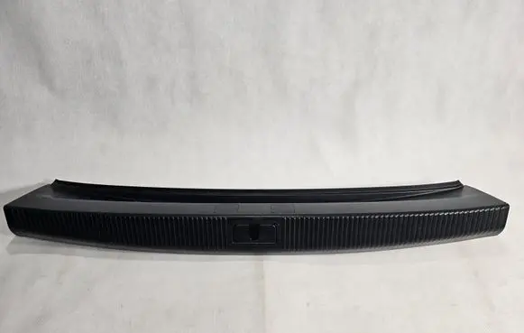 Audi A8 S8 D3 4E Trunk/boot sill cover protection 4E0863283A