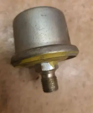 GAZ 24-10 Oil pressure sensor MM359 015KCCM