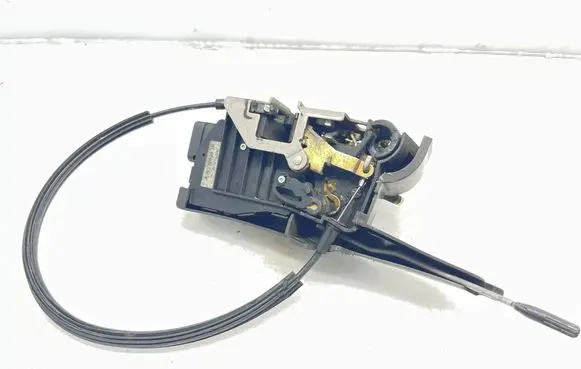 Mercedes-Benz ML W163 Front door lock A1637202935