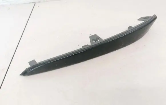 Opel Astra H Under headlight/headlamp trim 13121995 375768702