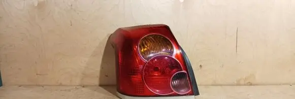 Toyota Avensis T250 Rear/tail lights VALEO HATCHBACK