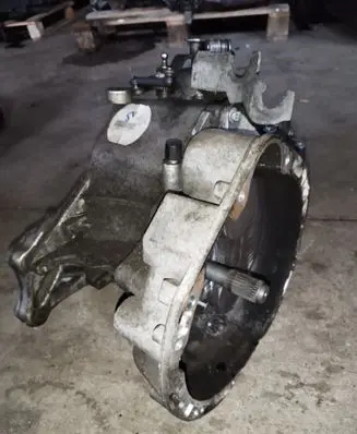 Manual 6 speed gearbox