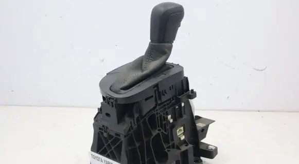 Toyota Yaris Gear selector 