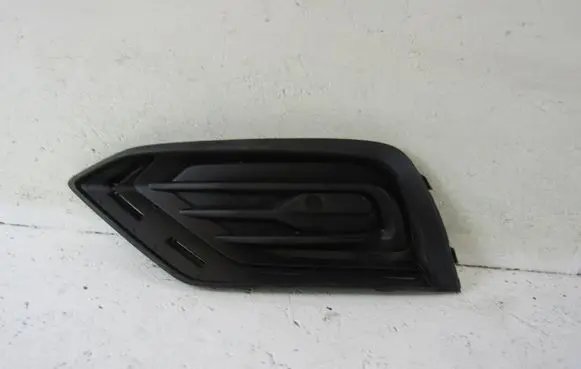 Volvo V60 Front bumper lower grill 31455636