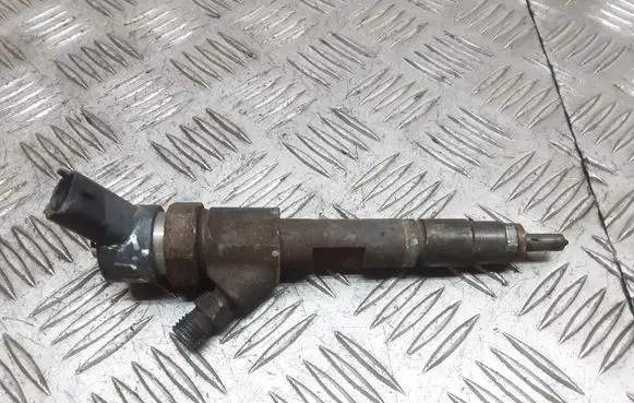 Mitsubishi Carisma Fuel injector 7700111014
