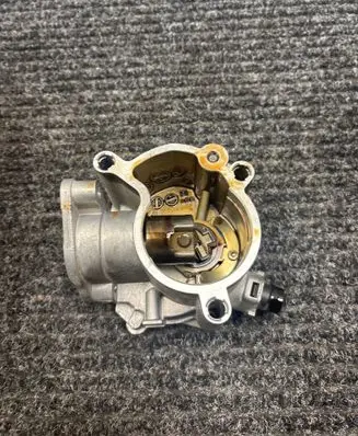 Volvo XC90 Vacuum pump 31480558