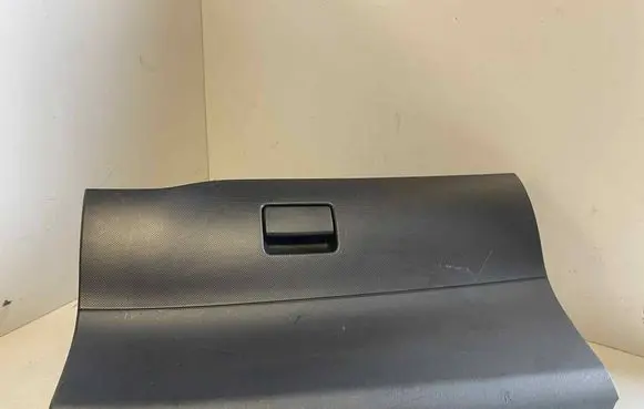 Toyota Auris 150 Glove box 5555202130