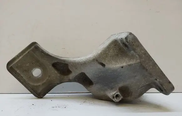 Land Rover Range Rover Sport L320 Engine mounting bracket KKU500590 4H226037AA