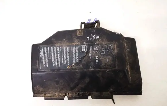 Renault Scenic I Fuse box cover 7703297190