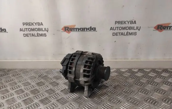 Nissan Juke I F15 Generator/alternator 231004BE0B