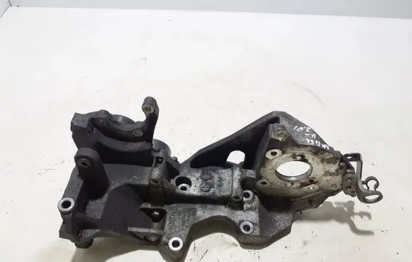 Volkswagen Amarok Generator/alternator bracket 03L903143J