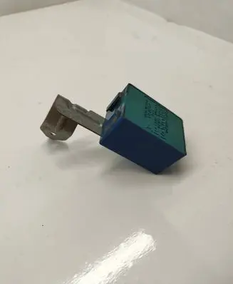 Toyota Prius (XW20) Window wiper relay 8594047010 0521003082