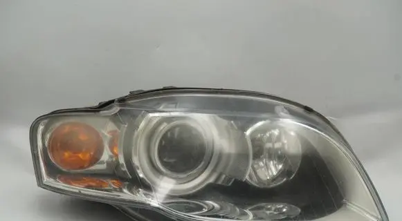Audi A4 S4 B7 8E 8H Headlight/headlamp 8E0941004AM 0301219272 1307329115