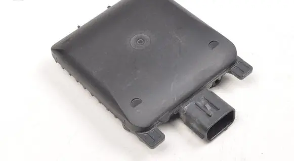 Volvo XC90 ACC Distronic radar sensor grill/trim 32340780