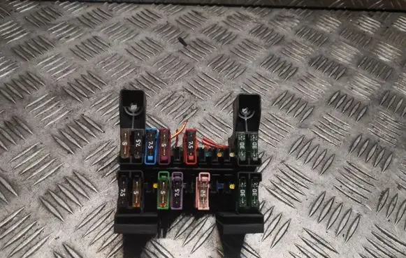 Fuse box set