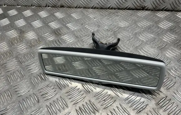 Volkswagen Touran II Rear view mirror (interior) E11026141 GNX398