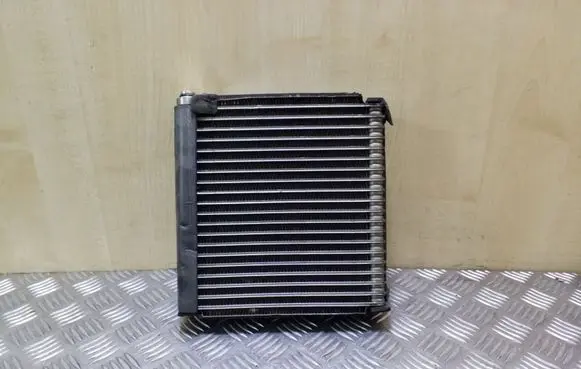 Air conditioning (A/C) radiator (interior)