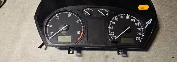 Skoda Fabia Mk1 (6Y) Speedometer (instrument cluster) 6Y0920880D