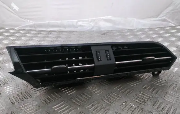Audi Q3 F3 Dashboard air vent grill cover trim 83B820903