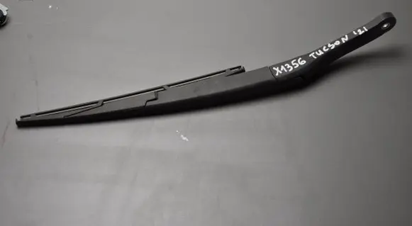 Hyundai Tucson IV NX4 Rear wiper blade arm