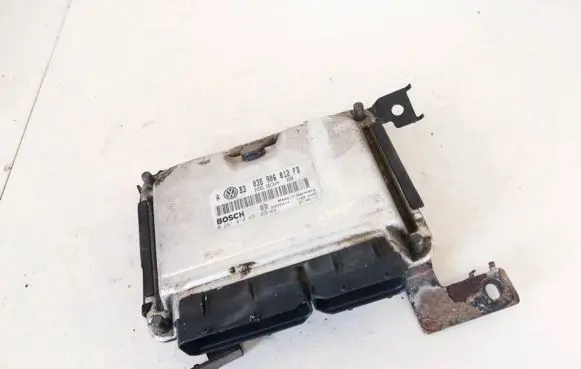 Volkswagen Golf IV Engine control unit/module 038906012fb 0281010651