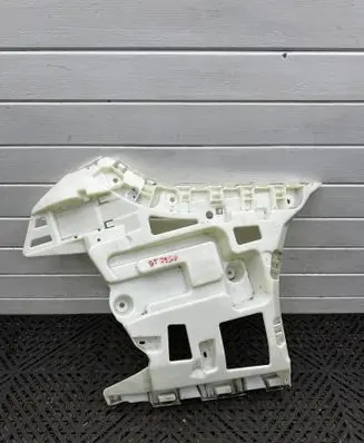 BMW 4 G22 G23 G24 G26 Bumper support mounting bracket corner 8078586 16857711