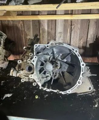 Mazda 626 Manual 5 speed gearbox G560