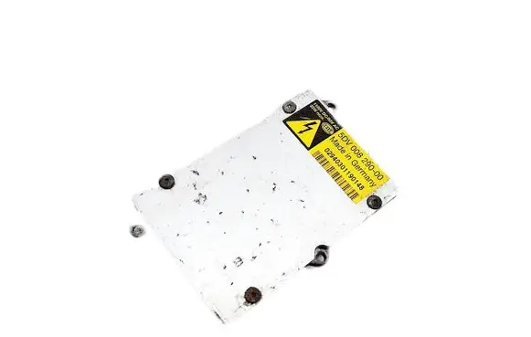 BMW 5 E60 E61 Voltage converter/converter module 5DV008290-00