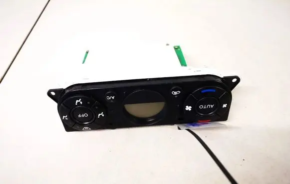 Ford Mondeo Mk III Climate control unit 1s7h18c612ba