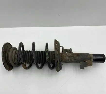 Volvo V60 Front shock absorber/damper 31360101