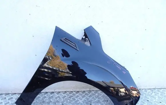 Ford Grand C-MAX Fender