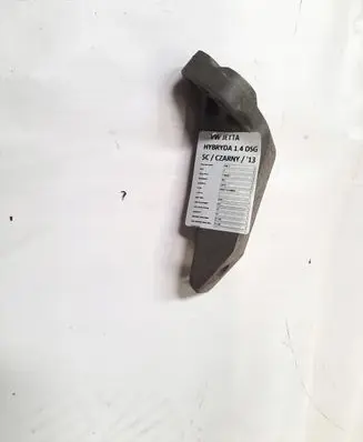 Volkswagen Jetta VI Engine mount bracket 04E199207B