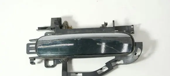 Audi A6 S6 C6 4F Front door exterior handle 4F0837886 4F0839167