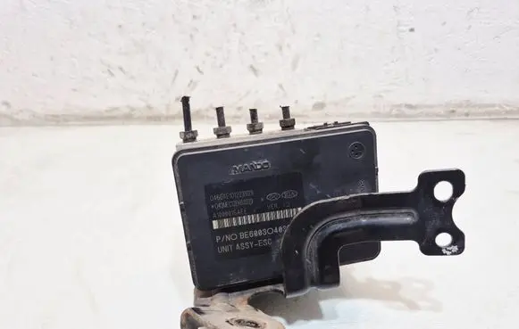 KIA Sportage ABS Pump 046GAE1D1223929