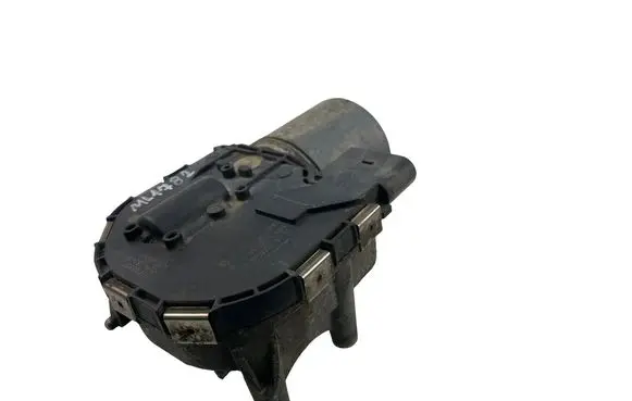 Volkswagen Caddy Wiper motor 2K1955119C