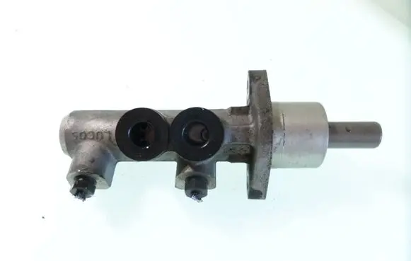 Audi A6 S6 C4 4A Master brake cylinder 1735