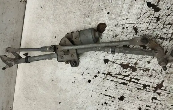 Audi A4 S4 B6 8E 8H Front wiper linkage and motor 8e1955119