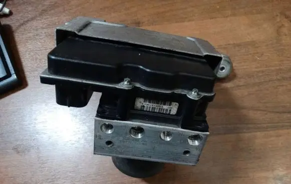 Porsche Panamera (970) ABS control unit/module