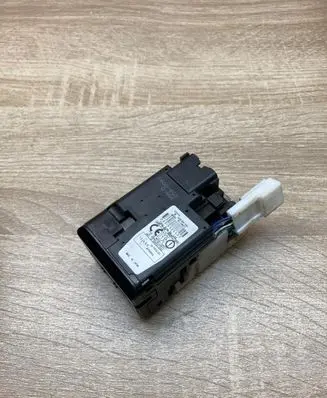 Toyota Prius (XW20) Ignition key card reader 626399000 2584ARI24KTY