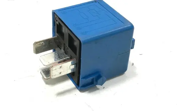 BMW X3 E83 Other relay 61366915327 6915327