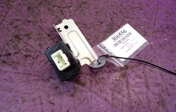 Mazda 3 II Other relay BDB3675DZA