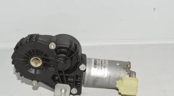 BMW 5 F10 F11 Seat adjustment motor 9168745
