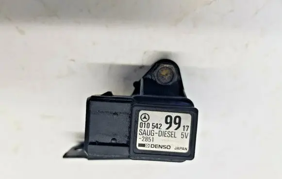 Mercedes-Benz E W210 Air pressure sensor 0105429917 nr3301