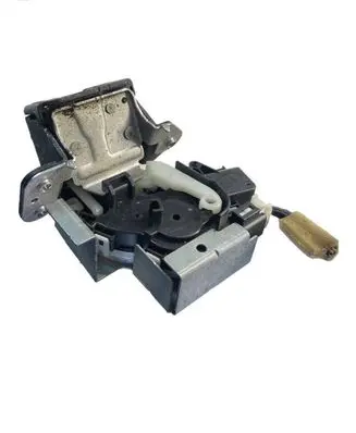 Mazda 3 I Tailgate/trunk/boot lock/catch/latch