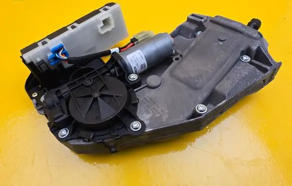 Mercedes-Benz EQC Rear door soft close latching motor A0999064703 A2139000500