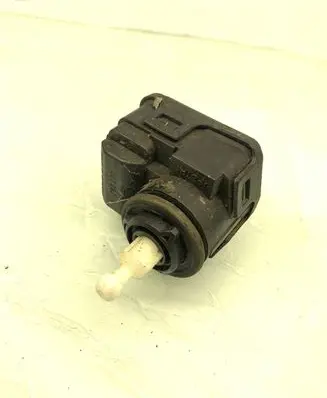 Audi A6 S6 C5 4B Headlight level adjustment motor 4B0941295